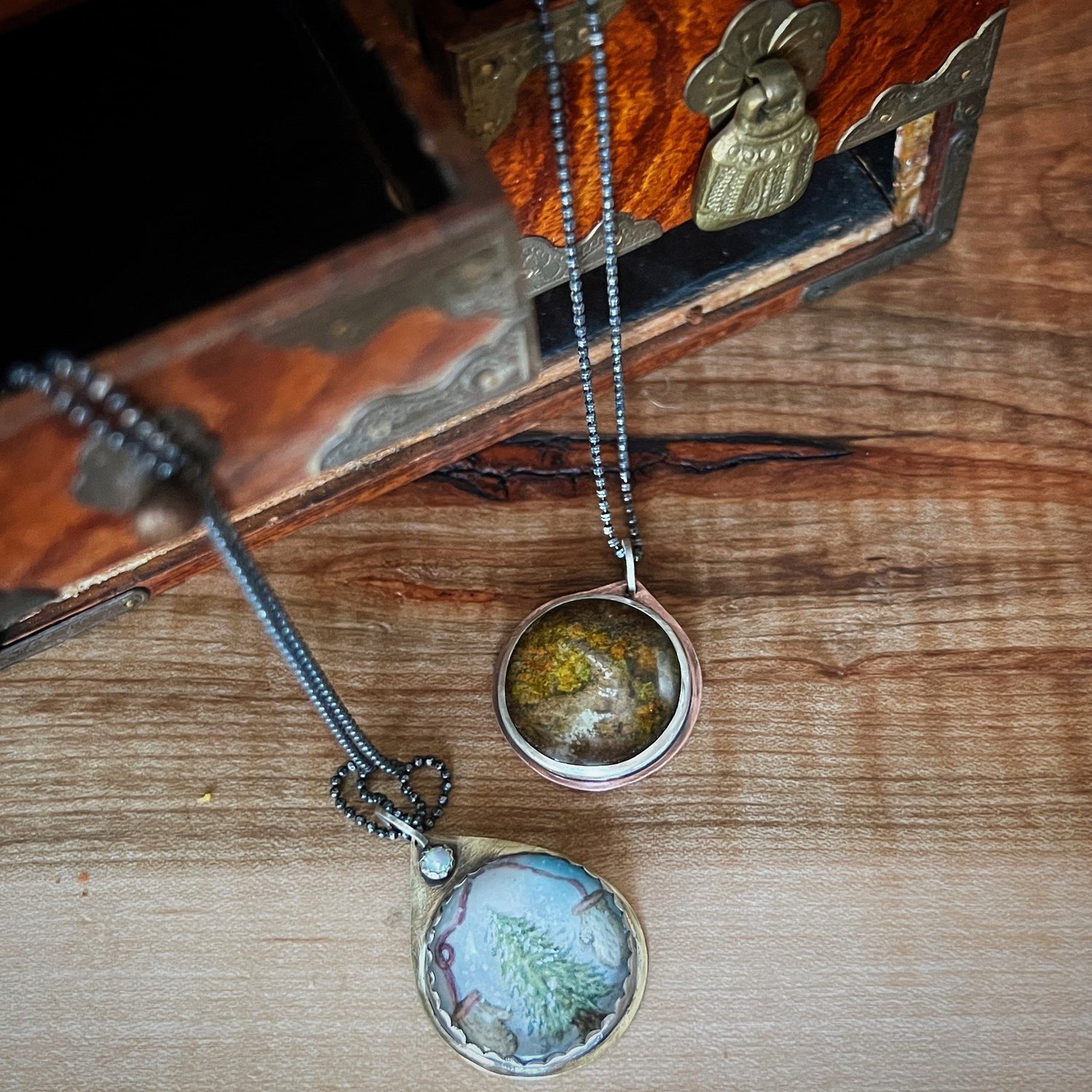 n'Capsule PENDANTS