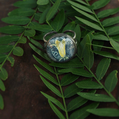 Small Squash Blossom n’Capsule Ring #3