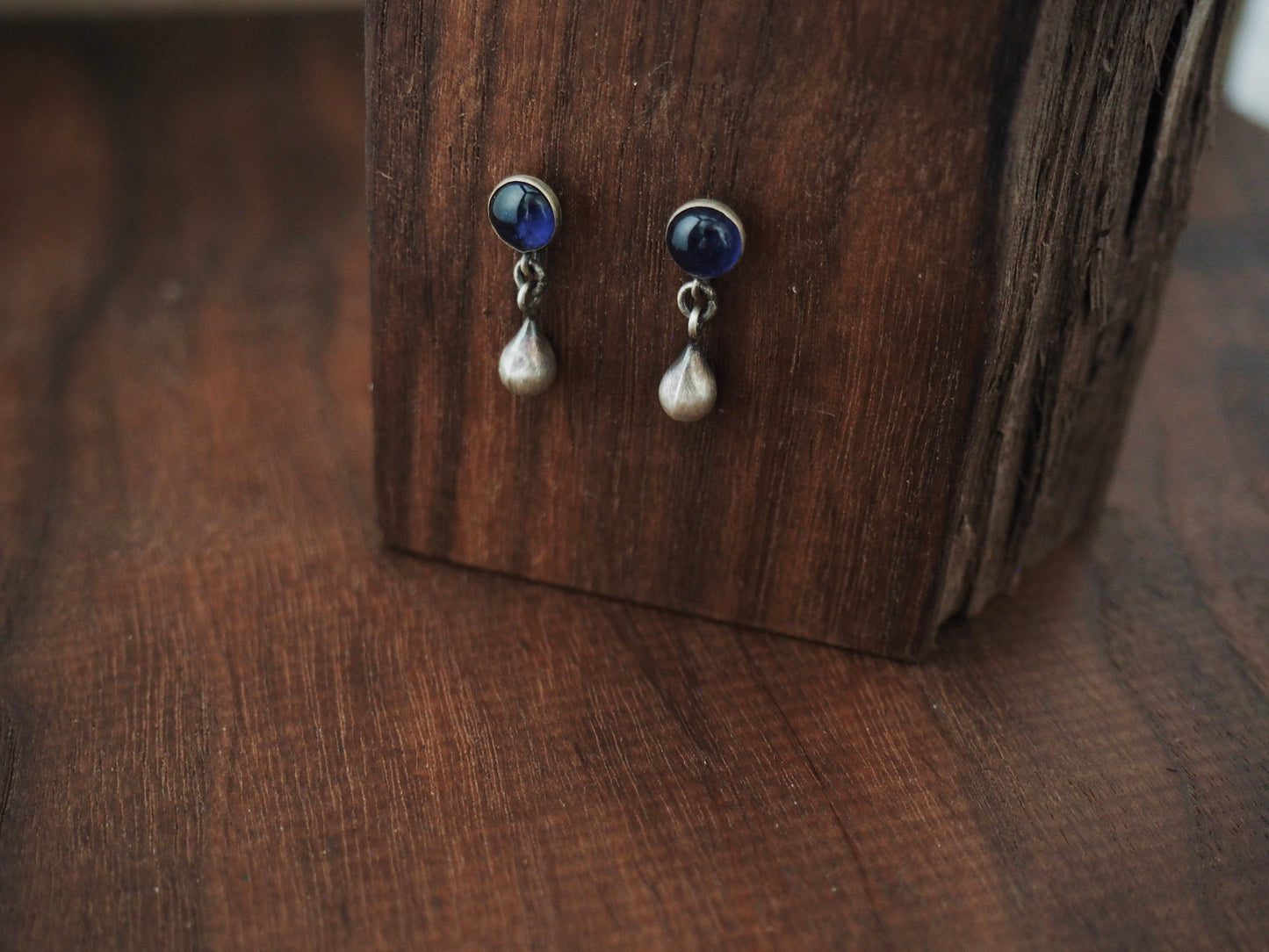 Droplet Iolite + Silver Studs