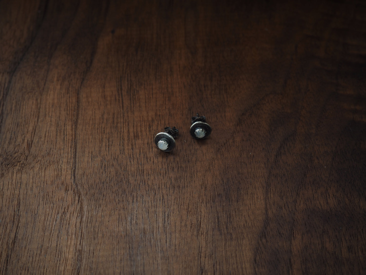 Hardy Moonstone Trail-Dusted Studs