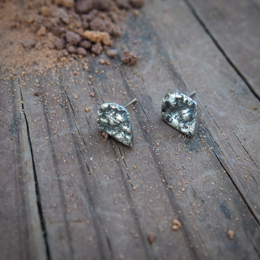 Sandstone Trailhead Studs #2