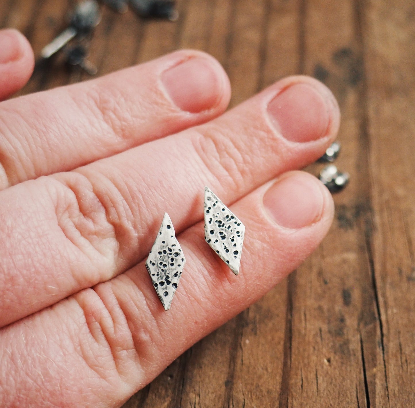 Diamond Trail Hardy Studs (Silver)