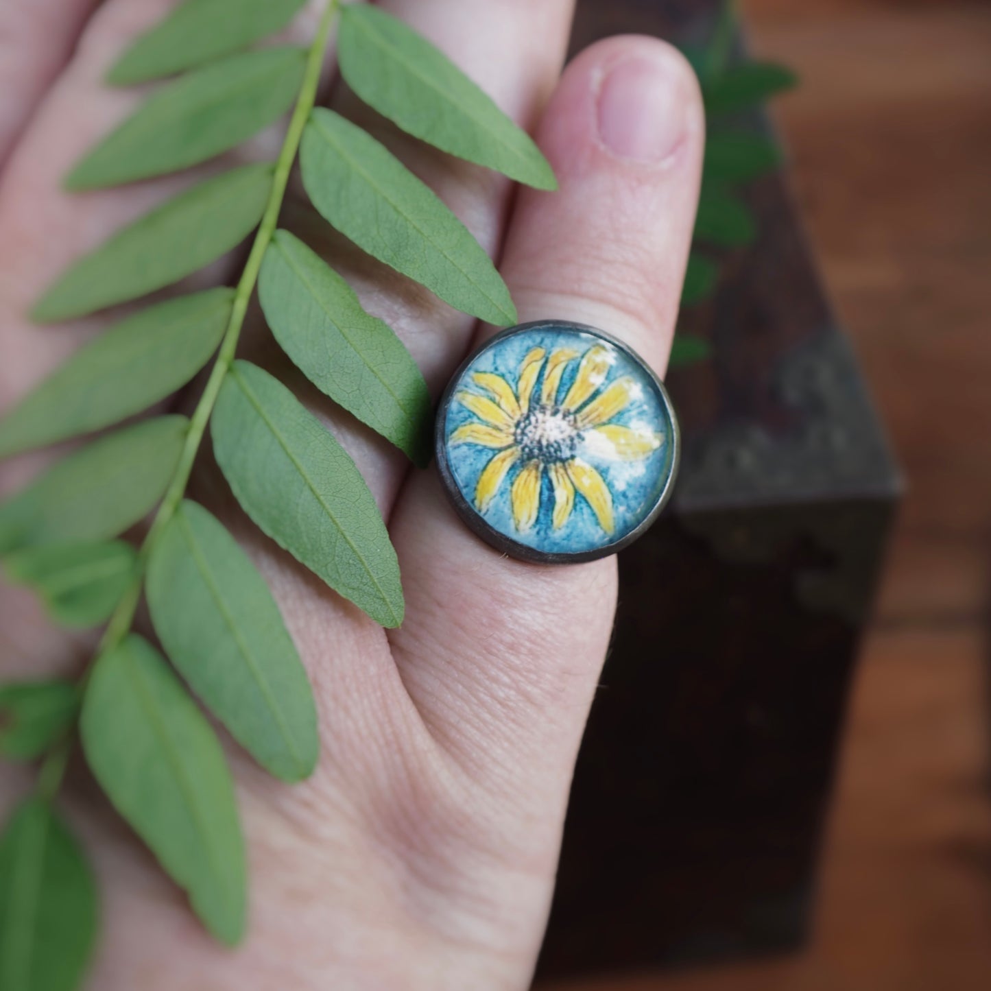 Small Rudbeckia n’Capsule Ring #1