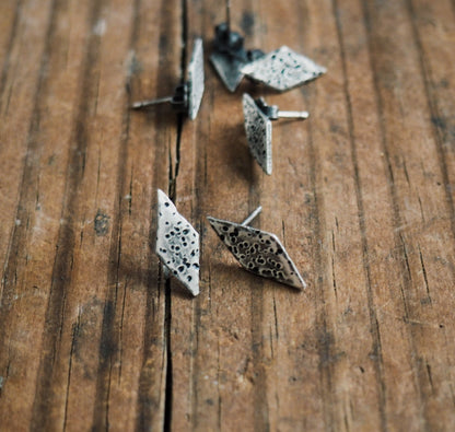 Diamond Trail Hardy Studs (Silver)