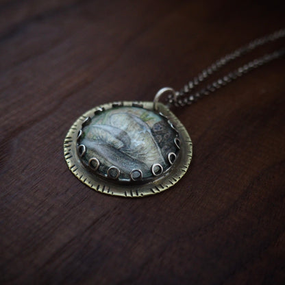 n’Capsule Berkshire Fungi Necklace
