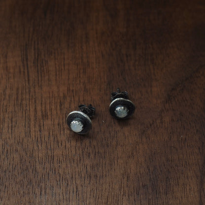 Hardy Moonstone Trail-Dusted Studs