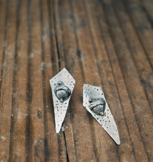 Self-Guided Studs (Acorn)