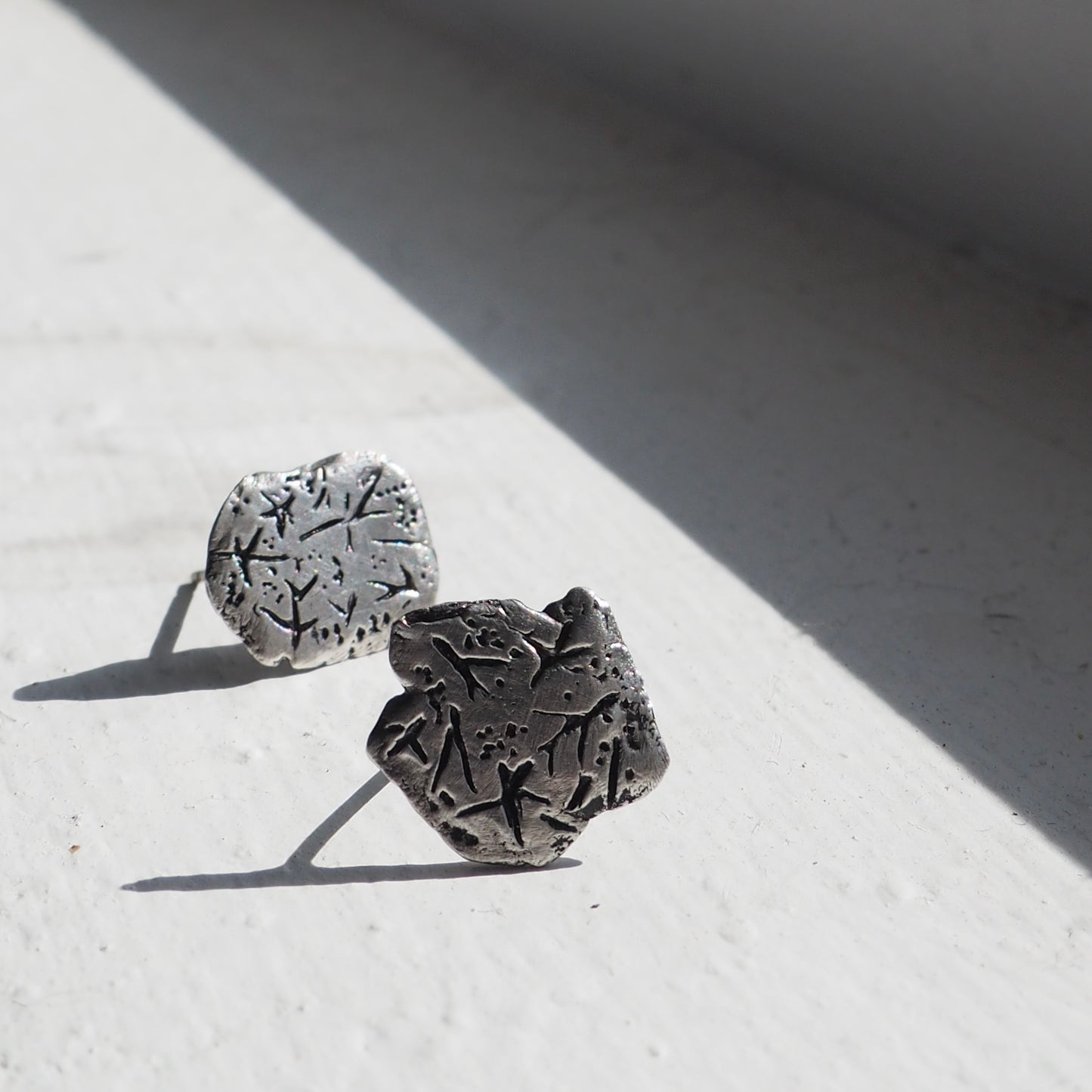 Snowy Terrain Studs #1