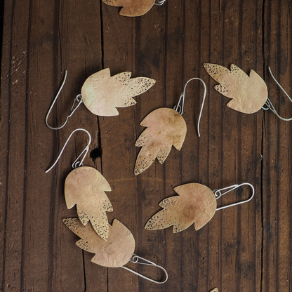 Big Fallen Leaves